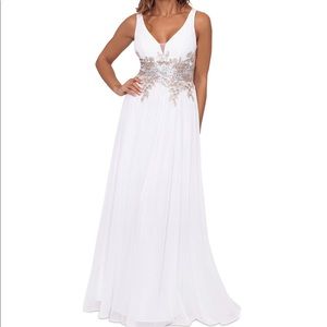 V neck mesh waist embroidered chiffon gown